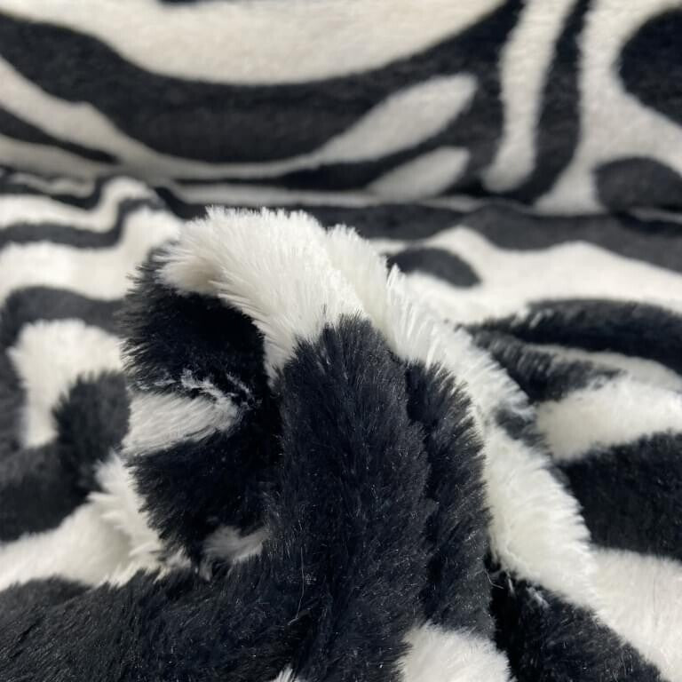 Martingale Zebra Schwarz Weiss Plüsch 3 , 4, 5cm